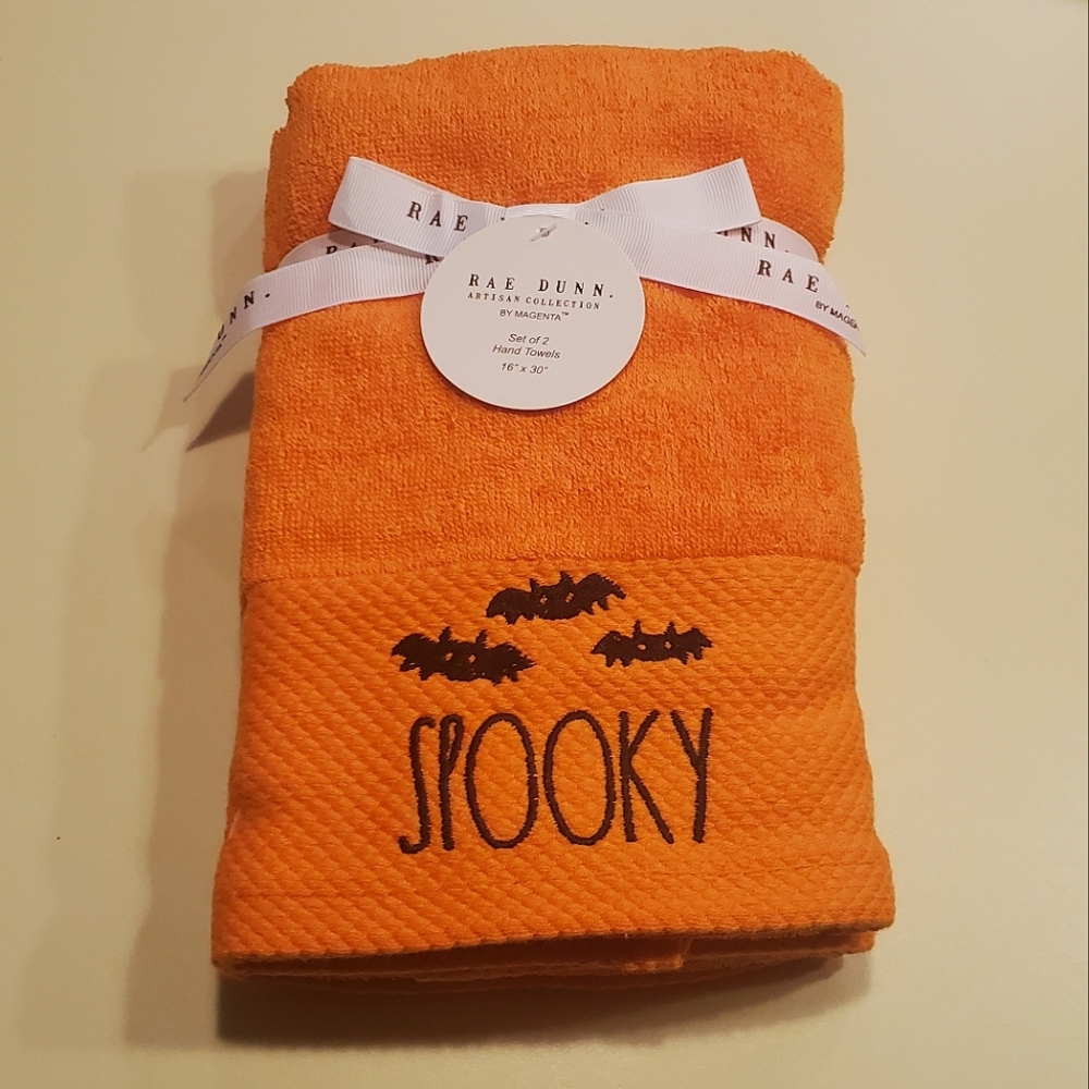 New Rae Dunn Set of 2 Spooky Hand Towels